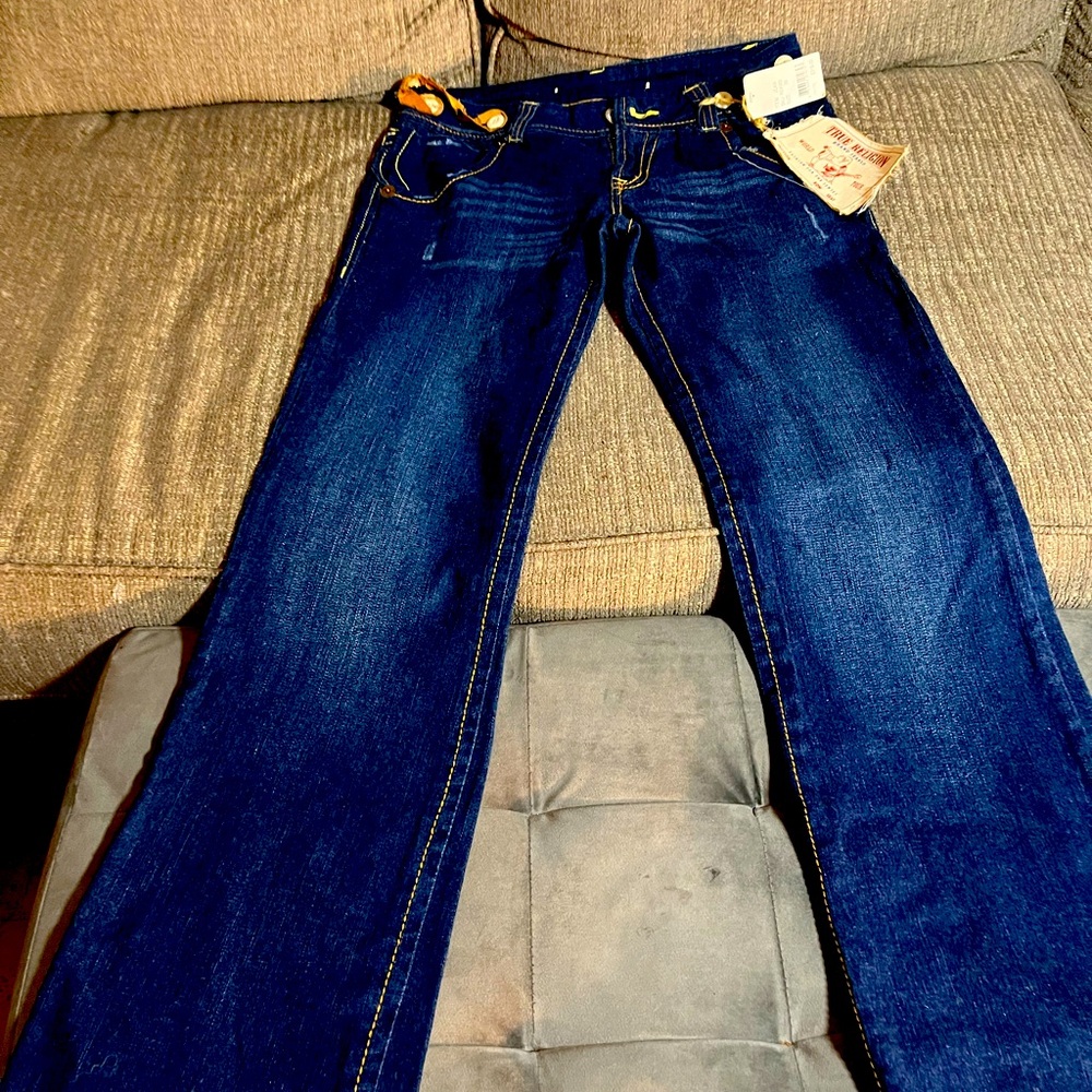 BRAND NEW WOMENS TRUE RELIGION DENIM JEANS!
